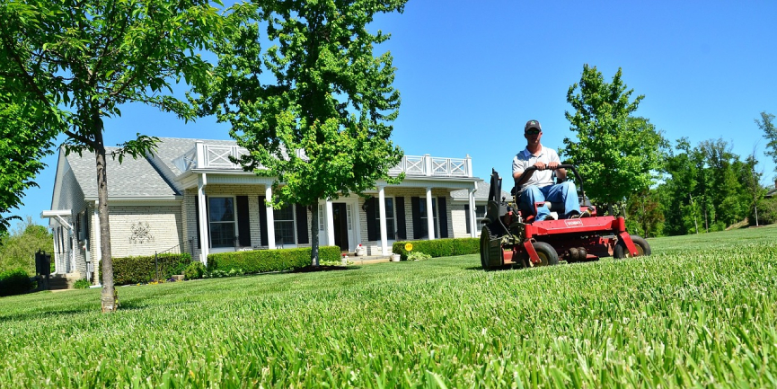 Lawn Mowing Mistakes Youâ€™re Making
